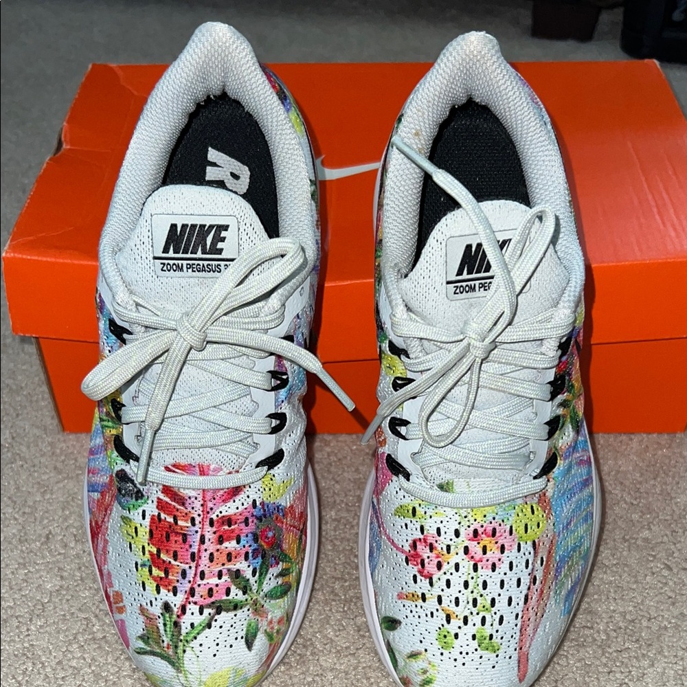 Nike Women's Colorful Zoom Pegasus Athletic Shoes